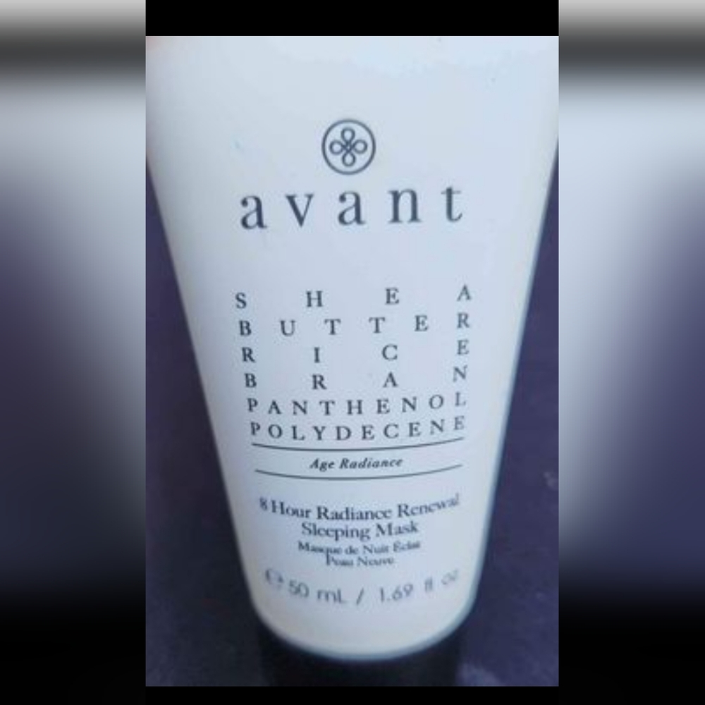 AVANT 8 Hour Radiance Renewal Sleeping Mask